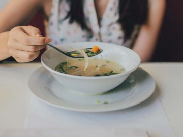 5 thói quen không hề tốn kém có thể đảo ngược tuổi sinh học, giúp bạn sống thọ hơn