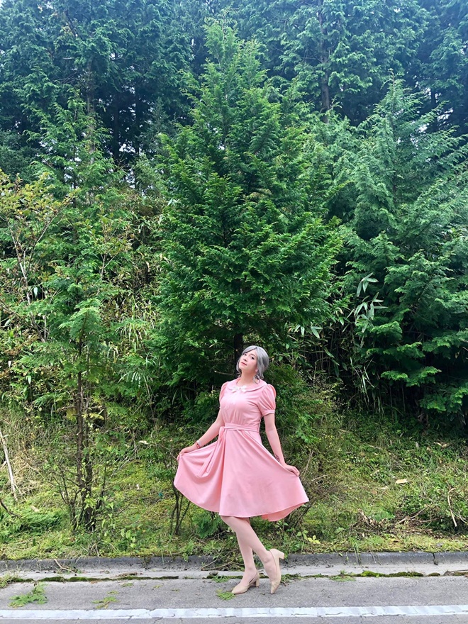 Sao Việt 24h: Em trai ruột đăng ảnh Hoài Linh tiều tụy, râu ria xồm xoàm không nhận ra - 10