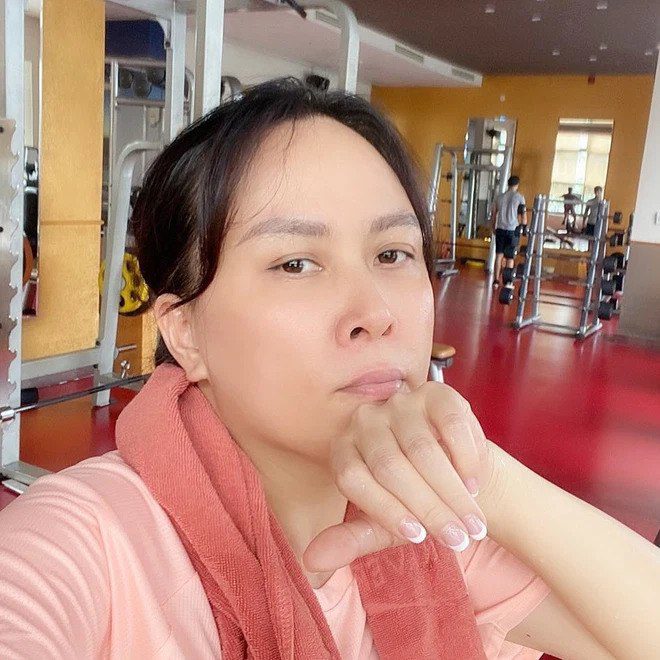 Princess Phuong Chanel goes to the gym in the US, wearing hidden pants and exposing the standard part - 8