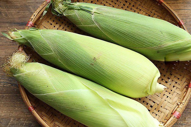 When boiling the corn, just add these 2 things, make sure the corn is sweet and soft - 2