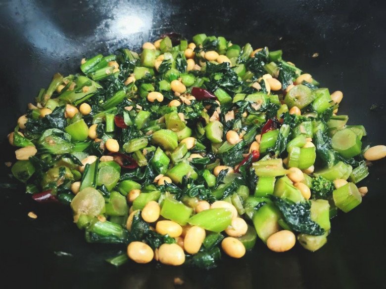 This vegetable stir-fry with seeds is cheap and delicious, protects the liver, is good for the eyes, laxative - 8