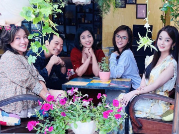 Sao Hương Vị Tình Thân hội ngộ, để lộ kết thúc đẹp của cặp đôi Lối Về Miền Hoa?