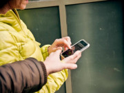 Tin tức - Cảnh giác trước những chiêu trò lừa lấy thông tin từ điện thoại bị đánh cắp