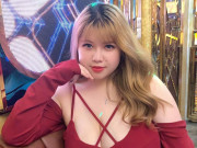Làm đẹp - Ngoài vòng một khủng, hot girl Hải Dương có một điểm duyên dáng hơn người