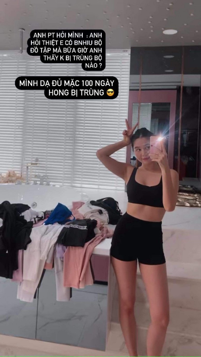 Criticized, Angela Phuong Trinh is getting addicted to showing off her figure, while rocking the trend of dressing like Ngoc Trinh - 5