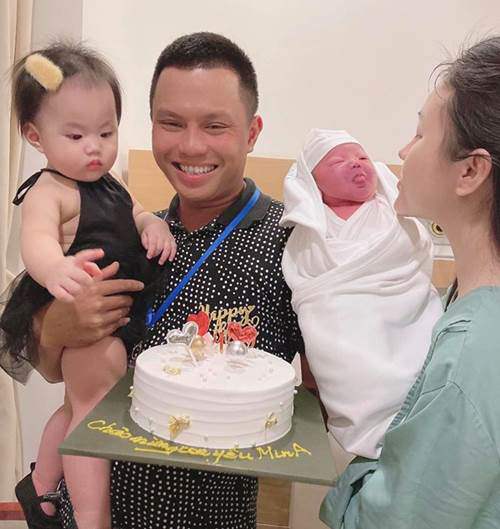 Dong Nhi disciple lured her husband, married in 12 months, gave birth twice - 7