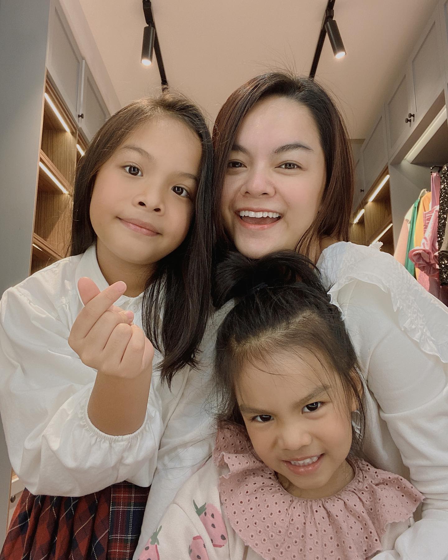 Pham Quynh Anh's beautiful and talented daughters, the most impressive girl is 1m82 - 2 .