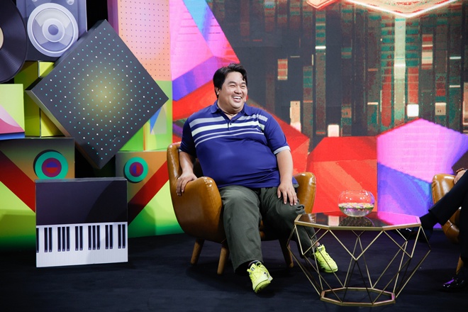 The comedian's little-known past has a 1,600 m2 house and has a special relationship with Hoai Linh - 1