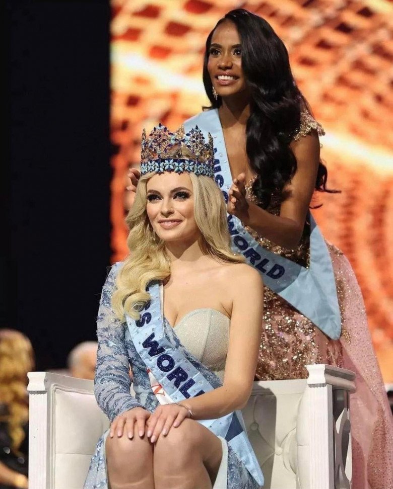 Do Thi Ha was heavily criticized for saying that the new Miss World is not amazing - 8