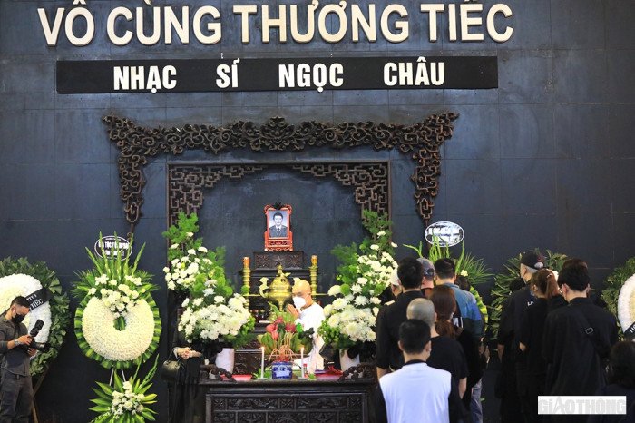 Ngoc Chau musician's funeral: The lighthouse has gone to the sun - 5