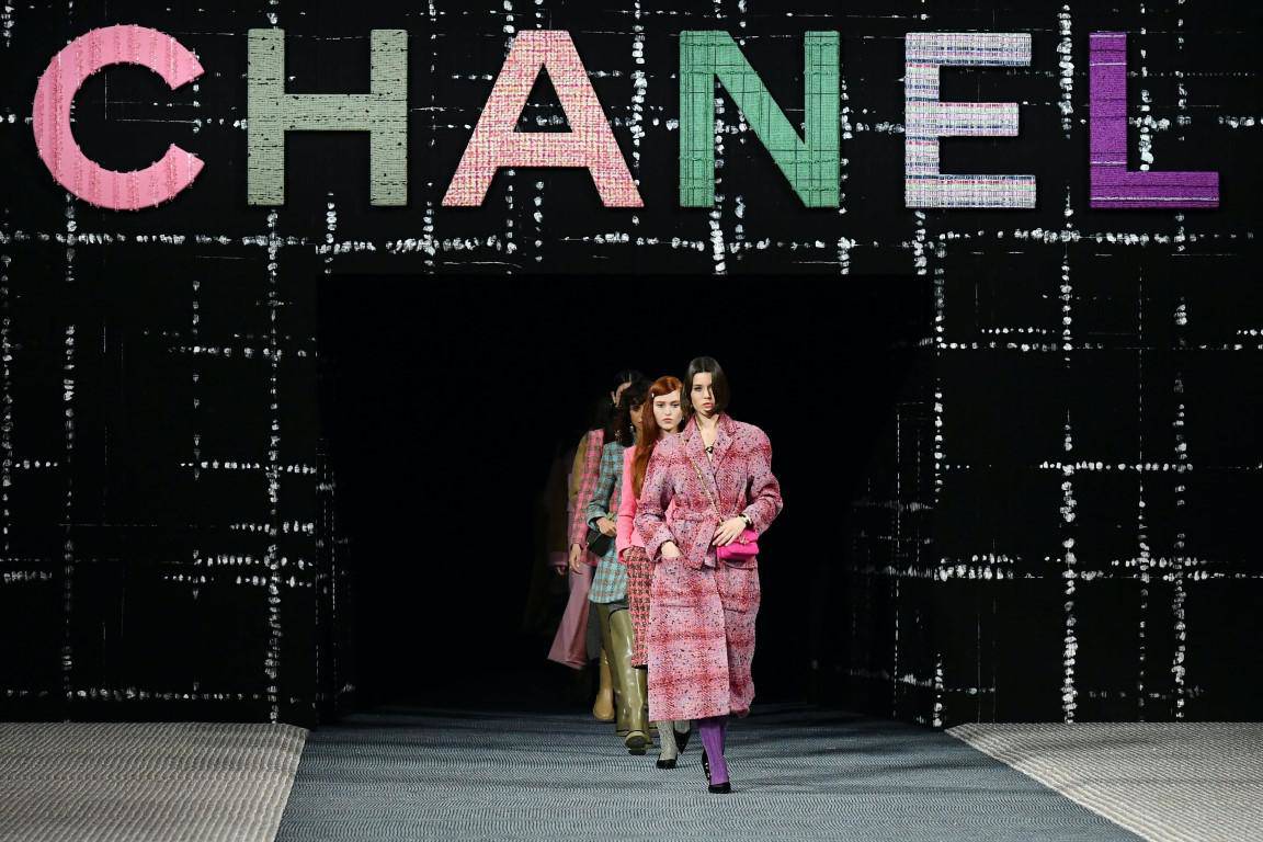 Chanel: Master in tweed - 1