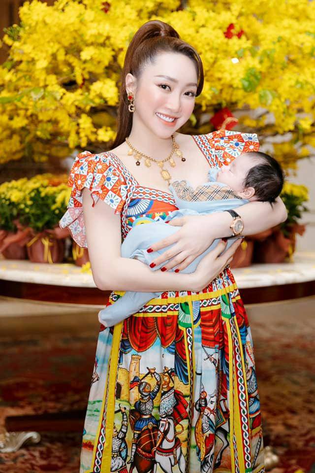 Having a baby with Chi Bao, the CEO of a rich and fat woman, now amp;#34;sweatingamp;#34;  back in shape - 10
