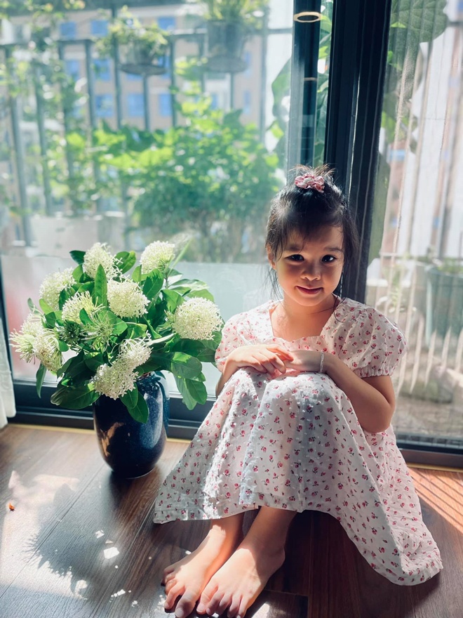 Director Diem Quynh's youngest daughter is as beautiful as a princess, amp;#34;overamp;#34;  mother and sister because of the rhythm - 6