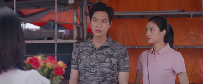 Who is the woman who left home because of a son, whose beauty is the same as Hoang Thuy Linh in The Way To The Flower Region?  - 5