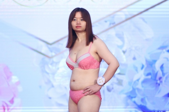 The Girl Who Was Shocked By Her Fat Stomach Still Dare To Compete In A Beauty Contest And Was Imprisoned For 2 Weeks For Beating People - 5