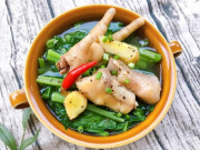Sức khỏe - Thịt gà “đại kỵ” thực phẩm nào? Điều gì xảy ra khi ăn thịt gà cùng cải xanh, cơm nếp?