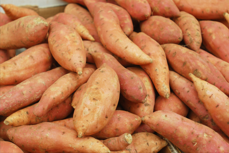 Buy sweet potatoes a few days to sprout, put this package so that it does not spoil for half a year, even sweeter - 3