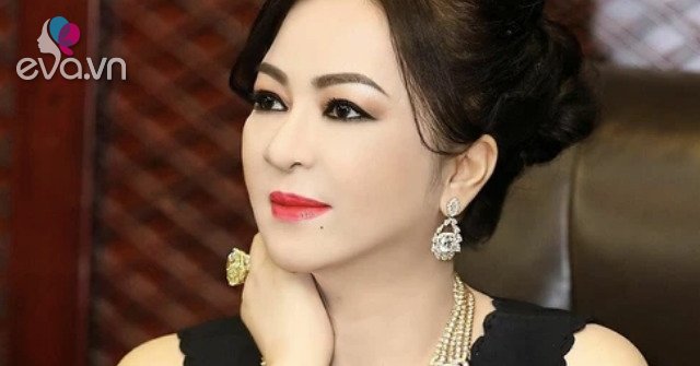 What to do if Mrs.  Nguyen Phuong Hang has dual citizenship?