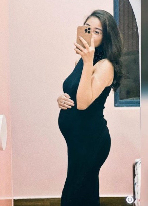 amp;#34;Preschool hotgirlamp;#34;  pregnant with Phan Van Duc, reveals body defects for the first time - 5