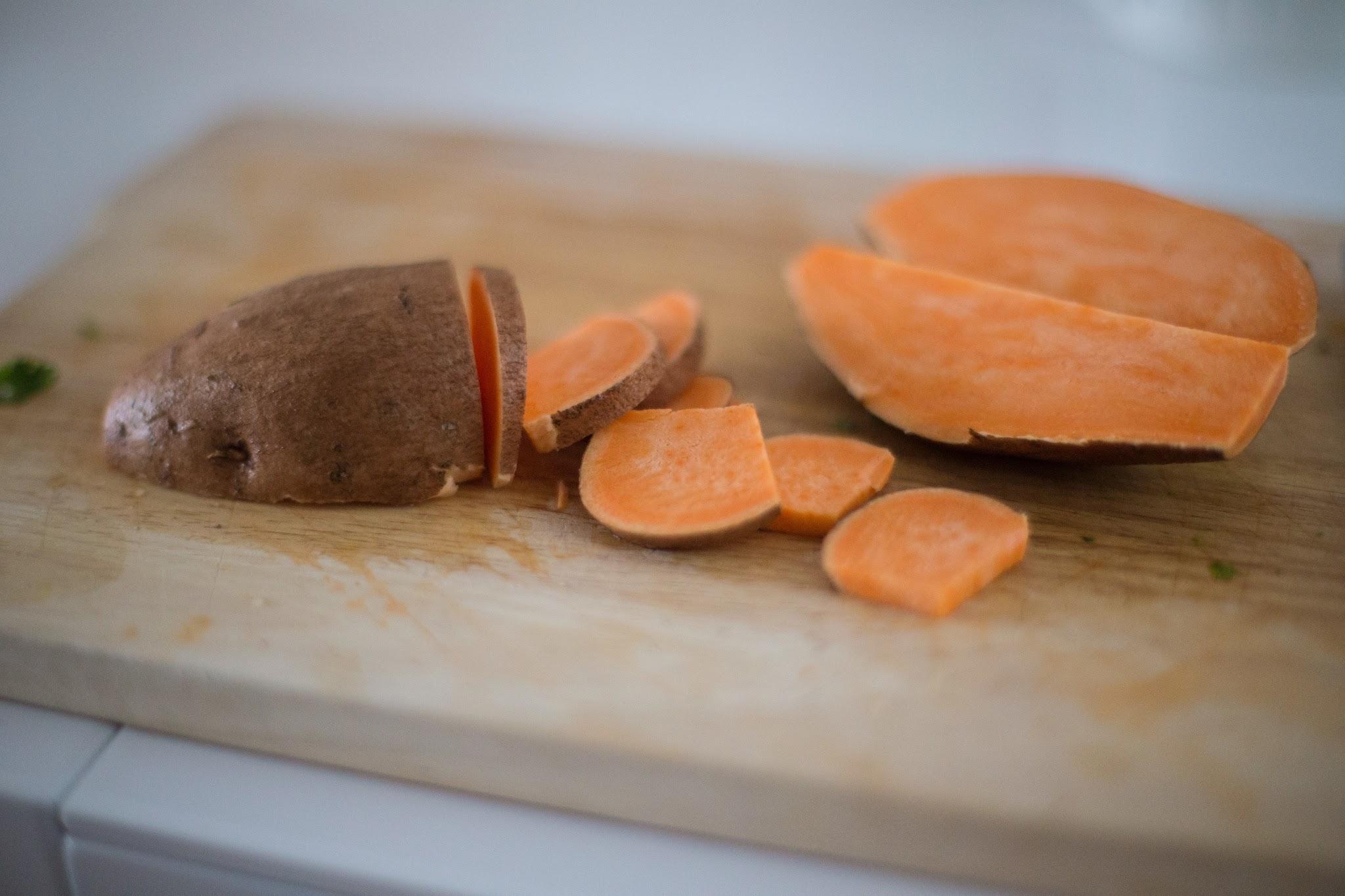 Is it healthier to eat sweet potatoes or sweet potatoes?  The answer is different from what many people predict - 3