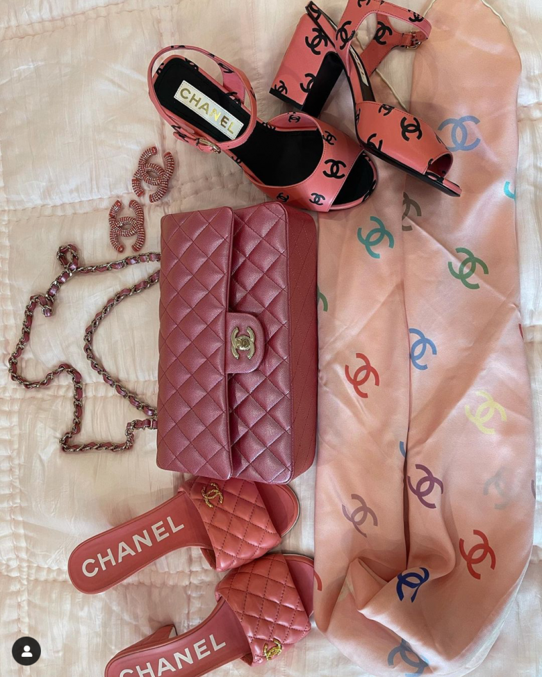 Con gái đỗ 10 trường đại học Mỹ, Phượng Chanel ăn mừng mua loạt đồ hiệu hơn chục ngàn đô - 3
