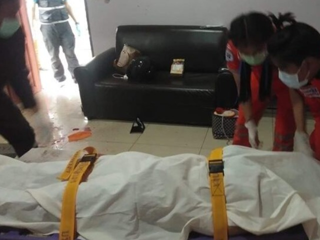 Cụ ông 76 vào khách sạn mây mưa với tình nhân 50 tuổi, cảnh sát ngỡ ngàng khi ập vào