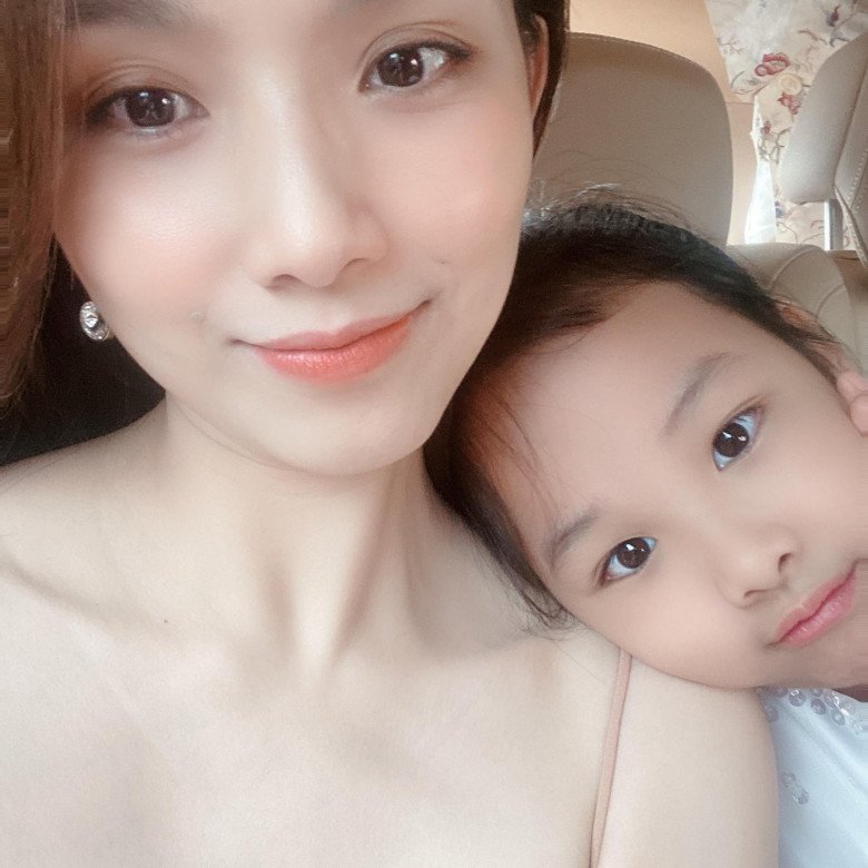 Hoa hậu Hoàn vũ Việt Nam đầu tiên: Lấy chồng ở ẩn 14 năm, các con lớn nhận không ra - 9