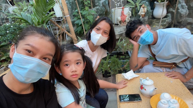 Bạn thân cố diễn viên Mai Phương đăng ảnh đi chơi cùng bé Lavie vào kỷ niệm 2 năm ngày mất của cô.