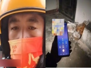 Tin tức - Liên tiếp nhận đơn lúc 0h tới tầng 7 tòa nhà, anh shipper hãi hùng khi hàng xóm nói chuyện