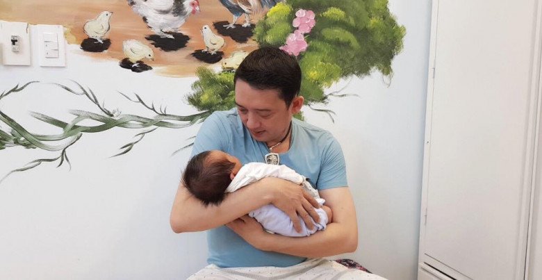 Third wife has just given birth to a daughter, artist Chien Thang becomes a father for the 5th time at the age of U50 - 5