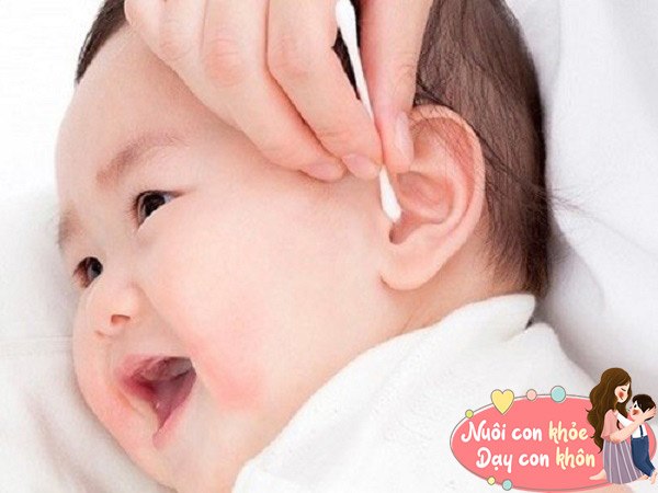 Trẻ thường véo tai là bệnh gì? 5 nguyên nhân này mẹ cần phải biết - 9