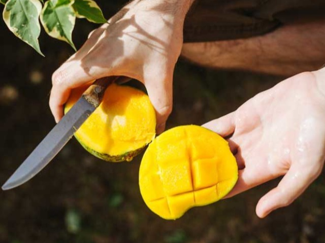 Một kiểu ăn trái cây tưởng tiết kiệm nhưng âm thầm hủy hoại sức khỏe, nhiều người Việt mắc