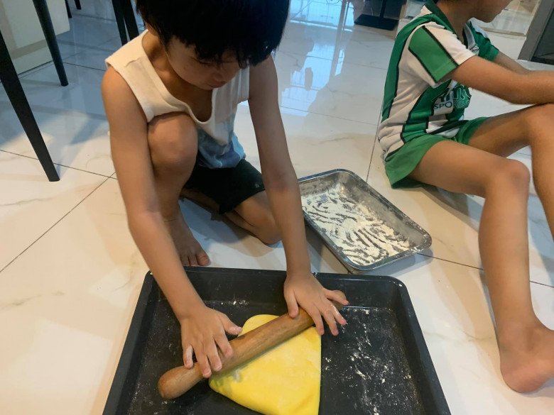 Runner-up Diem Chau cooks rice for his kids to take to school so delicious, classmates ask for it - 20