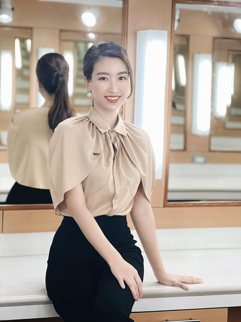 Chia sẻ lí do amp;#34;hànhamp;#34; stylist, Đỗ Mỹ Linh úp mở về vai trò mới trên sân khấu Miss World  - 4