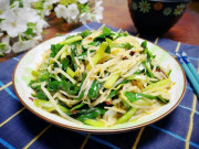 Bếp Eva - Hai rau này xào với nhau vừa dễ làm lại bổ gan, tráng dương, ăn nhiều không sợ tăng cân