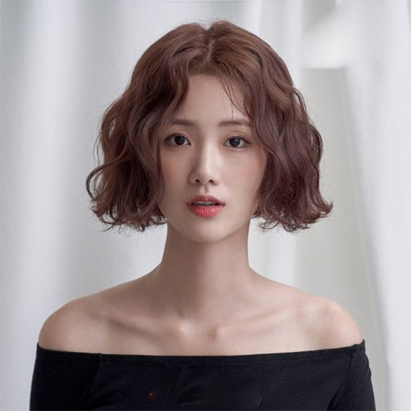 10 kiểu tóc ngắn uốn gợn sóng đẹp trẻ trung hot nhất hiện nay - 6