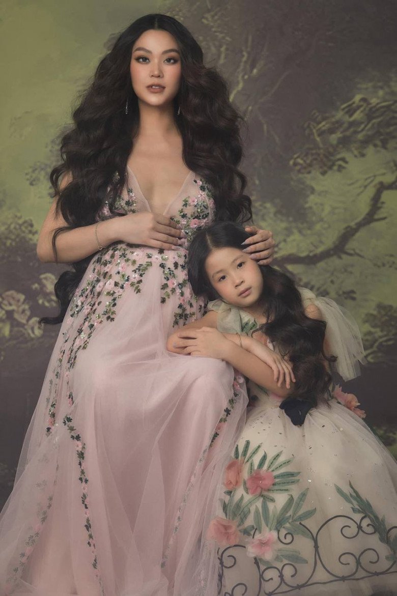 Sắp sinh nhưng hiện Diễm Trang mới chỉ tăng 12kg.