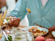 Sức khỏe - Bỏ bữa tăng nguy cơ tử vong nhưng ăn liên tục liệu có cải thiện hơn? Đây mới là khung giờ hợp lý nhất để ăn