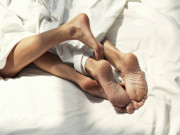 Sức khỏe - Cặp vợ chồng muốn sinh con nhưng không biết phải quan hệ tình dục mới có và 1001 chuyện bi hài về hiểu biết tình dục