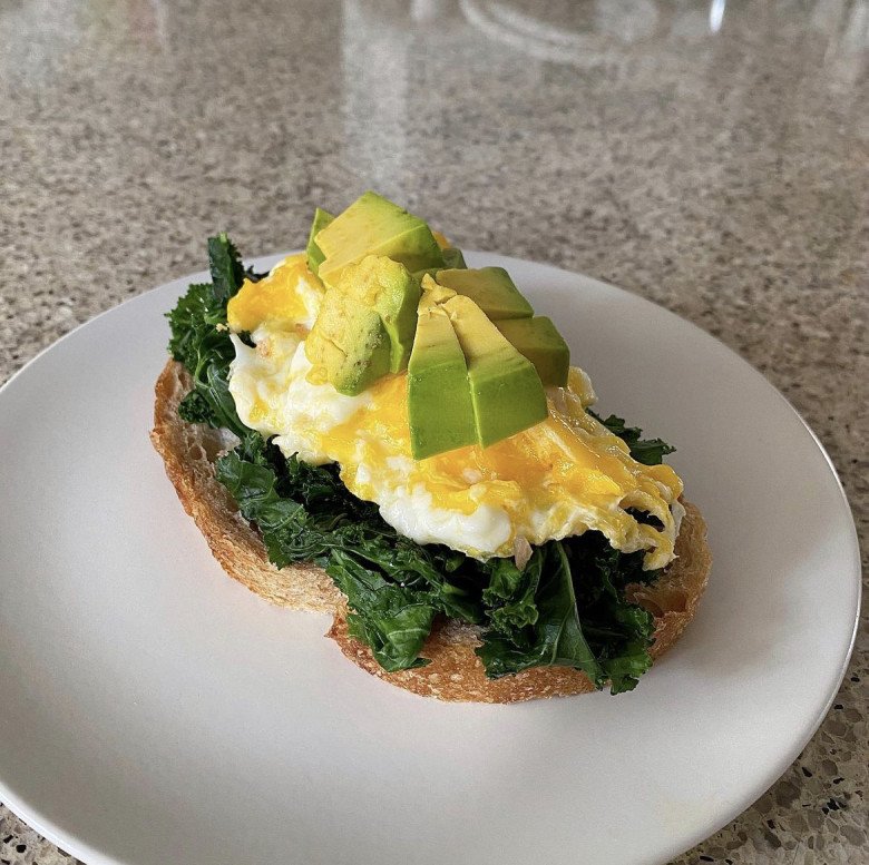 Tăng Thanh Hà ăn uống rất khoa học, cô từng bị bệnh về đường tiêu hoá nên càng kỹ lưỡng hơn. 