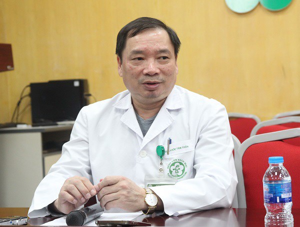 Bác sĩ Dung cho biết, tình trạng doanh nhân nhập viện tâm thần do phá sản, thua lỗ không hiếm gặp hiện nay. Ảnh: Lê Phương.