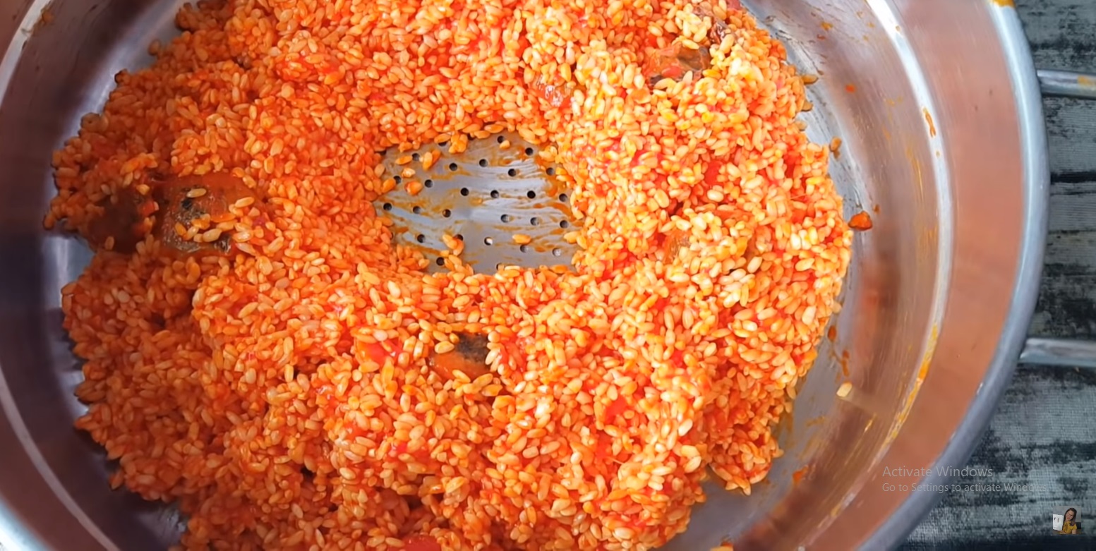 A pot with water for steaming