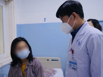Giáp Tết, nữ giám đốc phải vào viện tâm thần vẫn khoe mình tài giỏi, kiếm tiền siêu