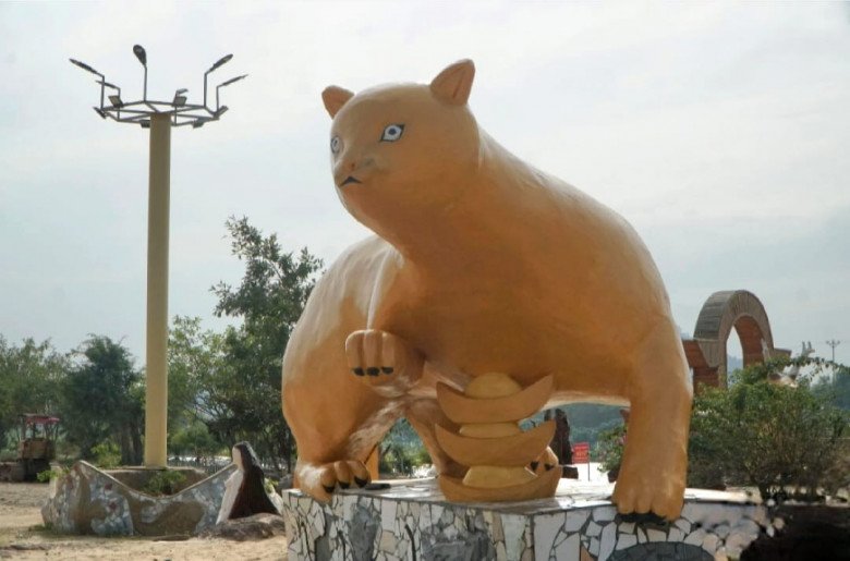 Linh vật năm Quý Mão 2023 thu hút sự chú ý trên khắp cả nước, từ hình thù ngộ nghĩnh đến kỳ dị, hài hước - 13