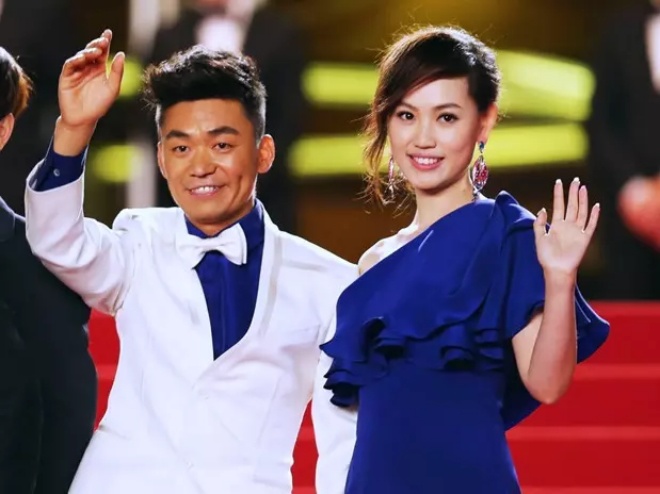 Vương Bảo Cường từng dành nhiều lời tán tụng vợ.