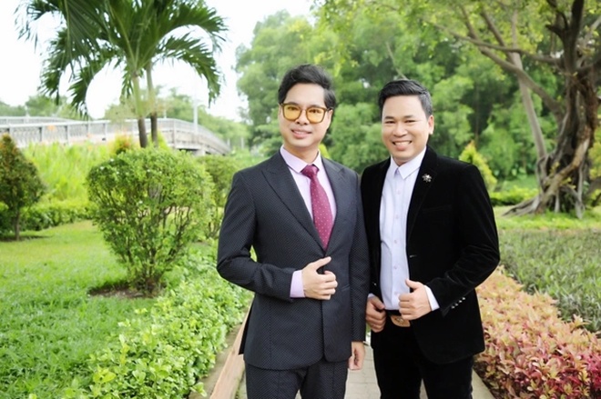 Thầy trò Ngọc Sơn luôn tâm niệm đội chữ Hiếu lên đầu.