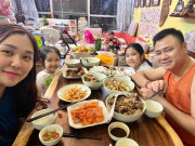 Bếp Eva - Có nhà mới "xịn sò", vợ NSND Tự Long khoe mâm cúng tân gia và bữa cơm chia tay nhà cũ nhiều món ngon