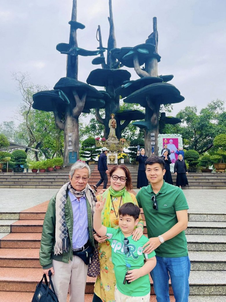 Sao Việt 24h: 2 người con ruột đều cao hơn cả amp;#34;Vua nhạc đỏamp;#34; Trọng Tấn, lại tài năng xuất sắc - 9