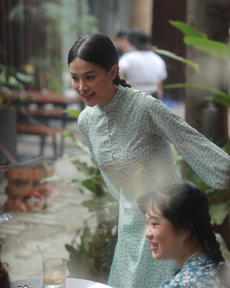 Việt Nam hiếm hoi có hoa hậu ngại mặc hở, diện áo dài cổ xưa đẹp trong veo như nắng mùa Xuân - 6