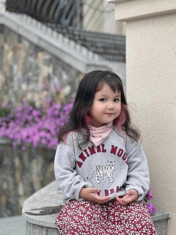 Con gái ca sĩ Ngọc Anh bộc lộ năng khiếu khi mới 2 tháng tuổi - 8